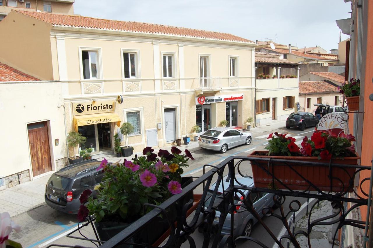 Casa Satta 1925 Hotel Olbia Eksteriør billede
