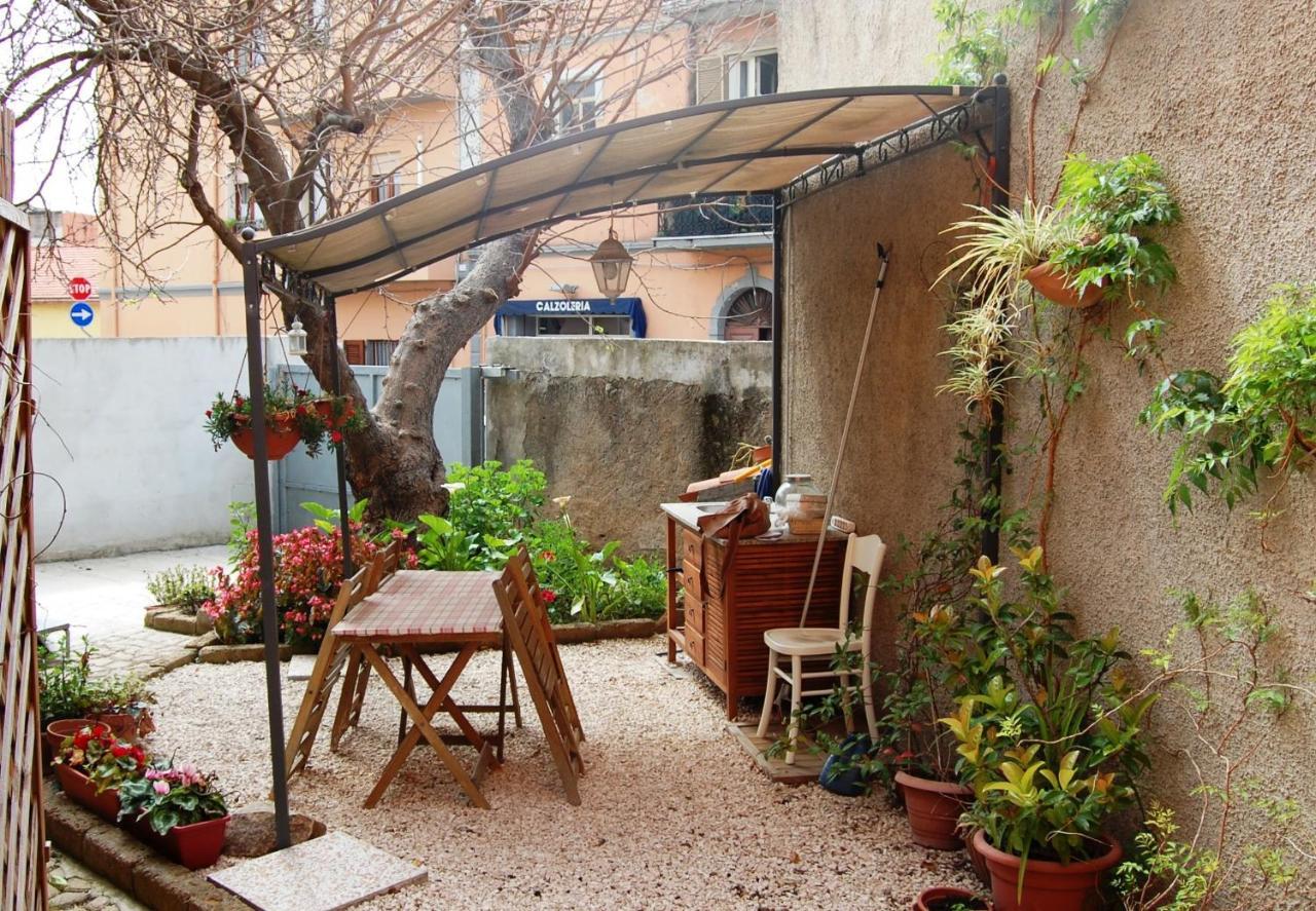 Casa Satta 1925 Hotel Olbia Eksteriør billede