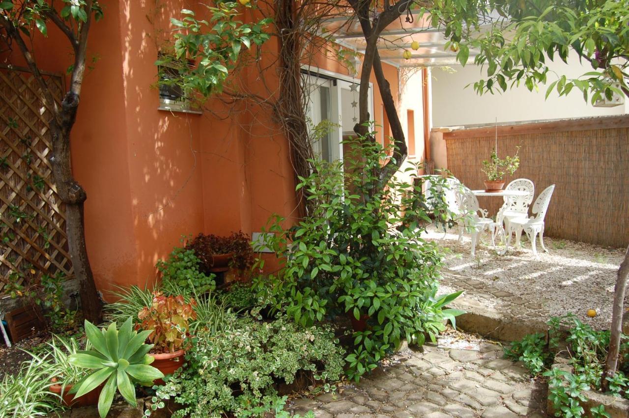 Casa Satta 1925 Hotel Olbia Eksteriør billede