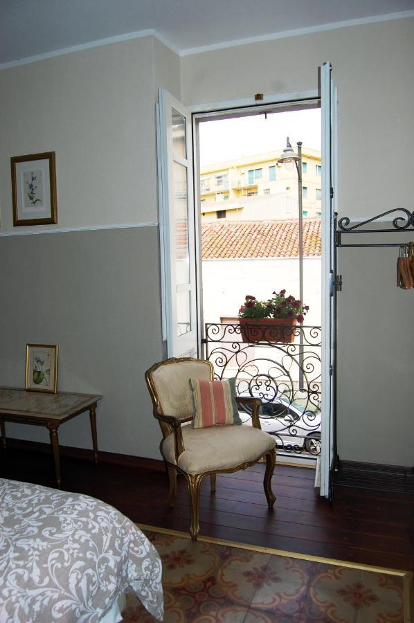 Casa Satta 1925 Hotel Olbia Eksteriør billede