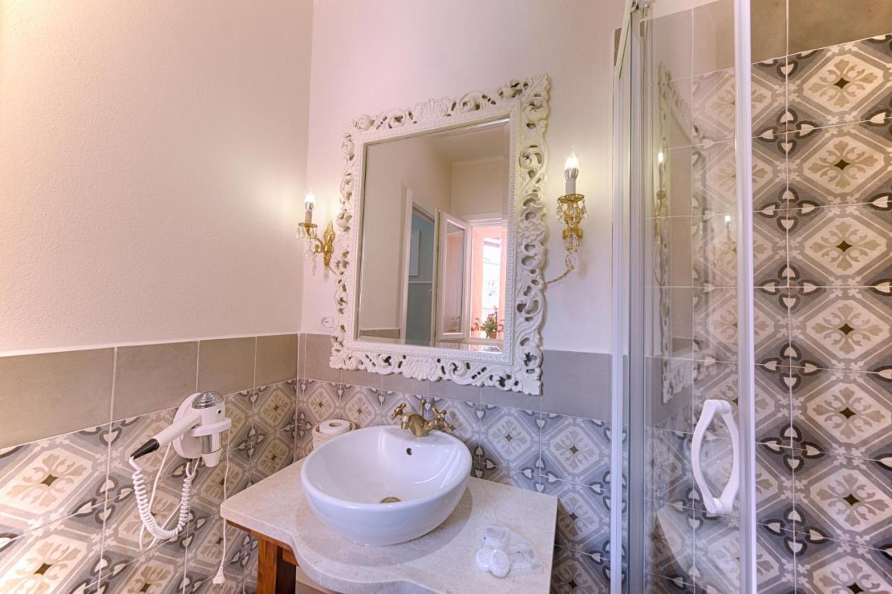 Casa Satta 1925 Hotel Olbia Eksteriør billede