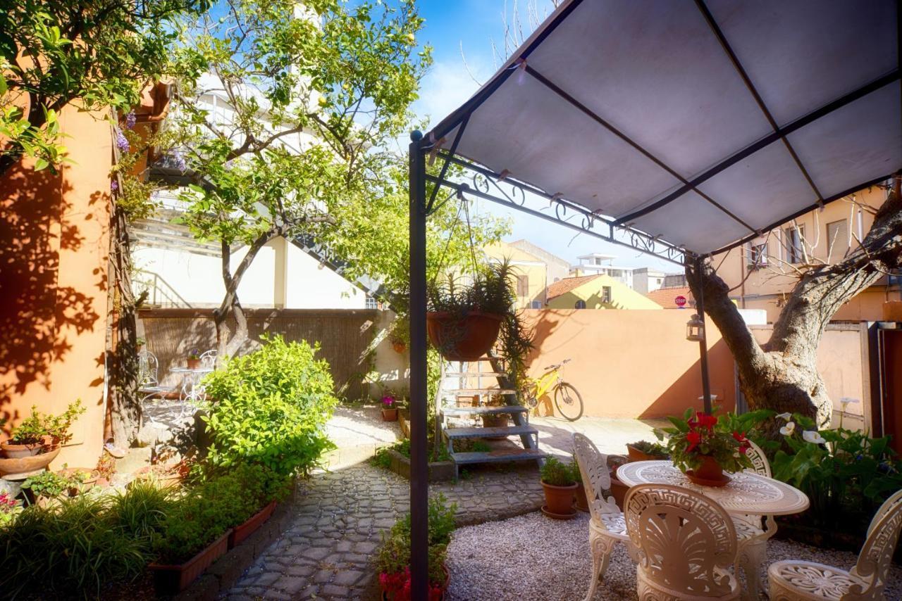 Casa Satta 1925 Hotel Olbia Eksteriør billede